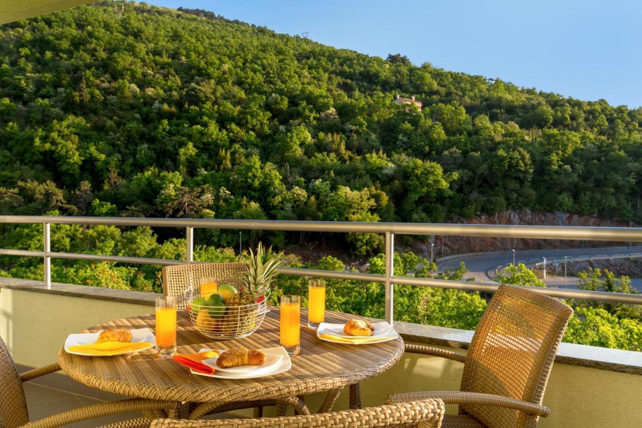 Apartment Maja Opatija With Free Private Parking And Lovely Sea View Terrace Ngoại thất bức ảnh